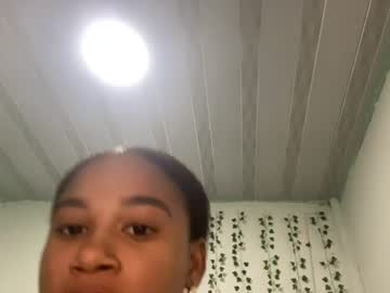 akemy saunderss