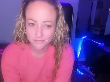 chelseelynn