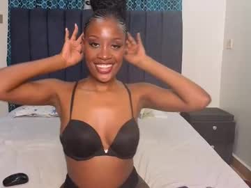krystal kisses