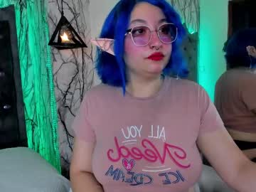 lilith curvy