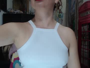 milf valeria