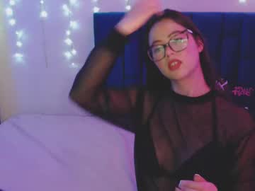 nikolle huyt