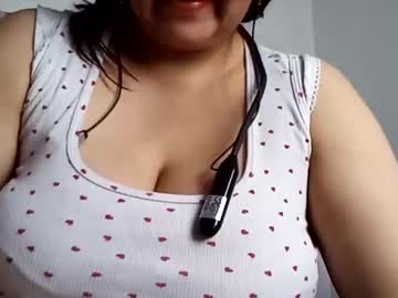 pinkafroditaxx